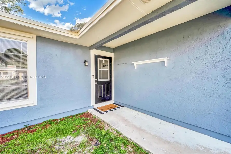 1581 SE Sutton St, Port Saint Lucie, FL 34983 - Image #3