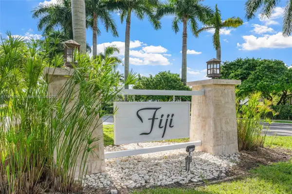 230 SE 29th Ave #21, Homestead, FL 33033