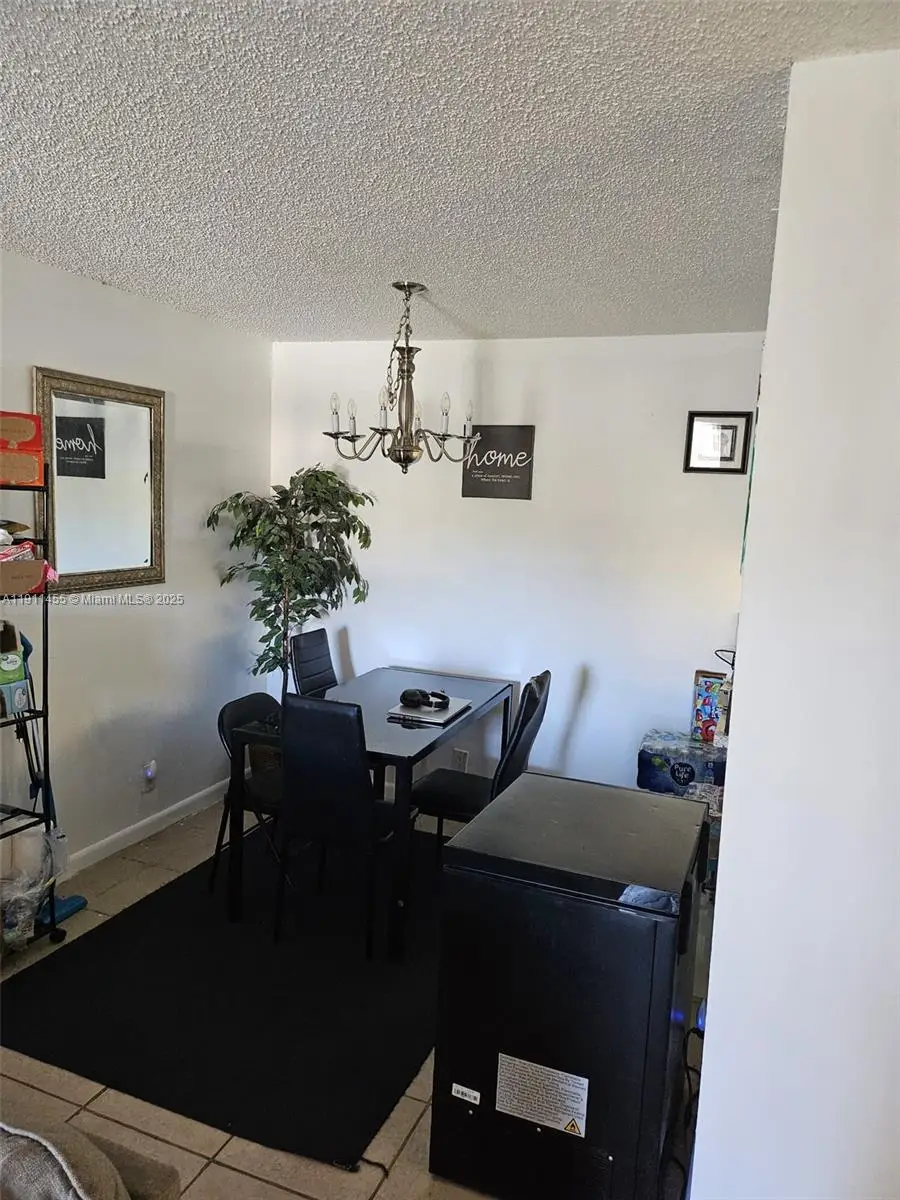 1838 Abbey Rd #208, West Palm Beach, FL 33415 - Image #2