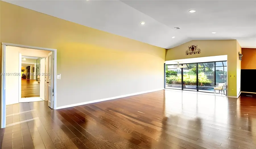 10858 White Aspen Ln, Boca Raton, FL 33428 - Image #3