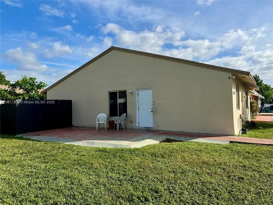 18007 NW 41st Pl, Miami Gardens, FL 33055 - Image #2