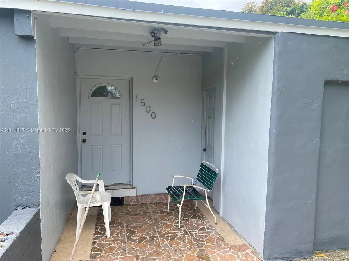 1500 NW 11th Ct, Fort Lauderdale, FL 33311 - Image #1