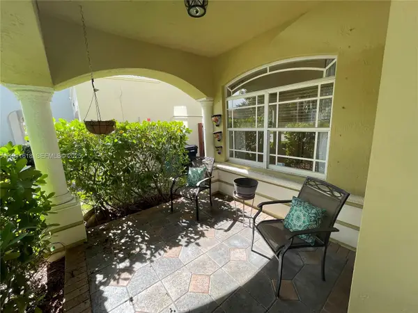 20774 SW 90th Pl, Cutler Bay, FL 33189