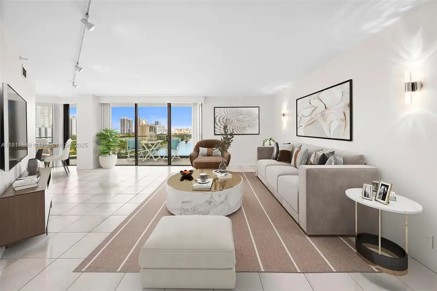 19707 Turnberry Way #14G, Aventura, FL 33180 - Image #3