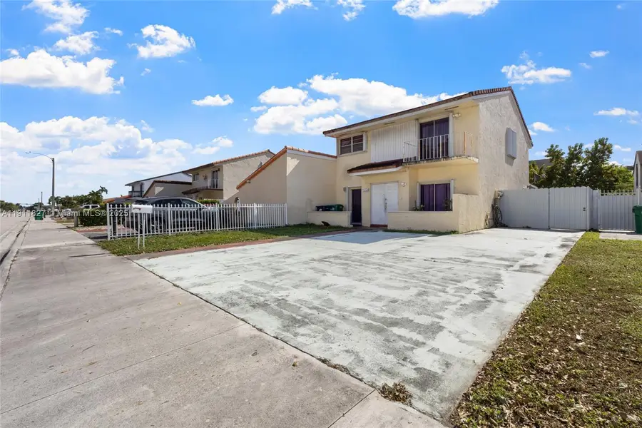 12276 SW 10th St, Miami, FL 33184 - Image #3