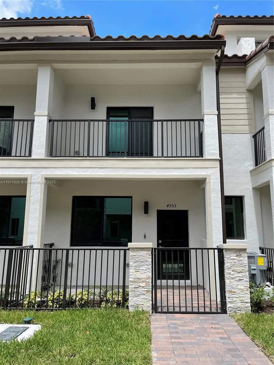 4553 NW 83rd Path #4553, Doral, FL 33166 - Image #1