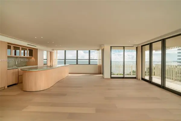 3 Grove Isle Dr #C902, Miami, FL 33133