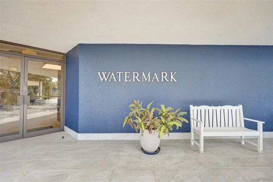 545 SE 12th St #403, Dania Beach, FL 33004 - Image #3