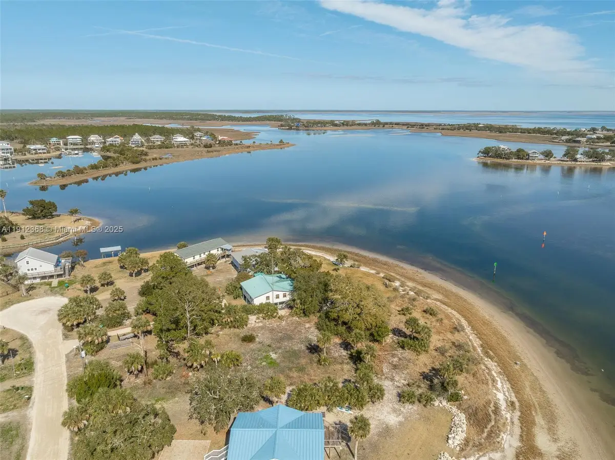 197 Beaty Taff Dr, East Wakulla, FL 32327 - #1