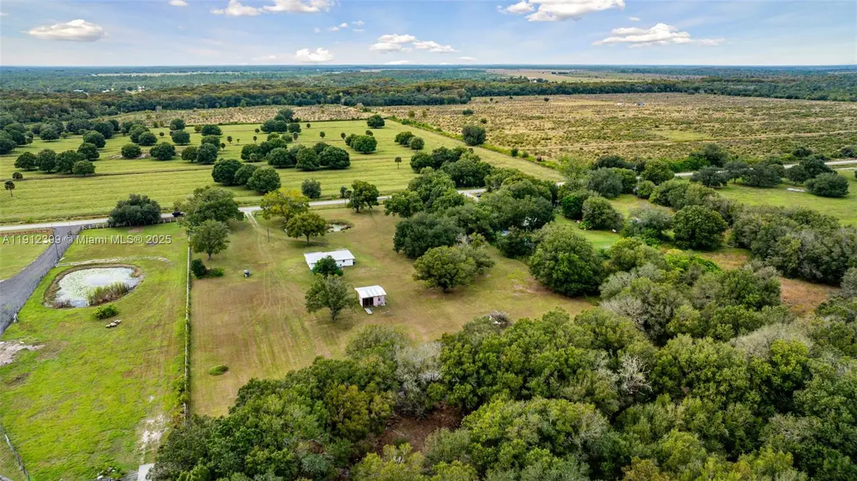 2404 Silver Lake Rd, Labelle, FL 33935 - #1