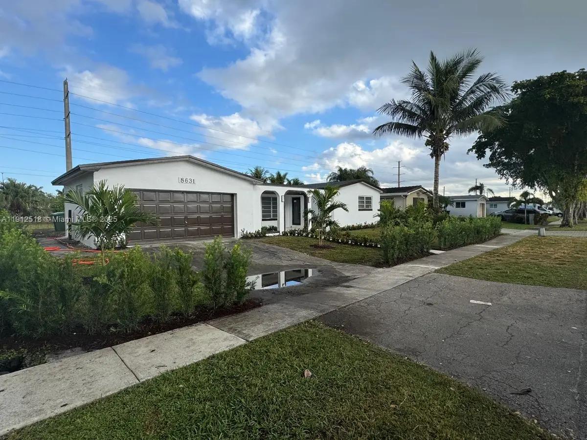 8631 NW 24th Ct, Pembroke Pines, FL 33024 - Image #1