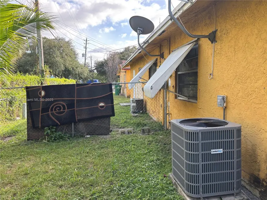 3691 SW 60th Ter, Miramar, FL 33023 - Image #3