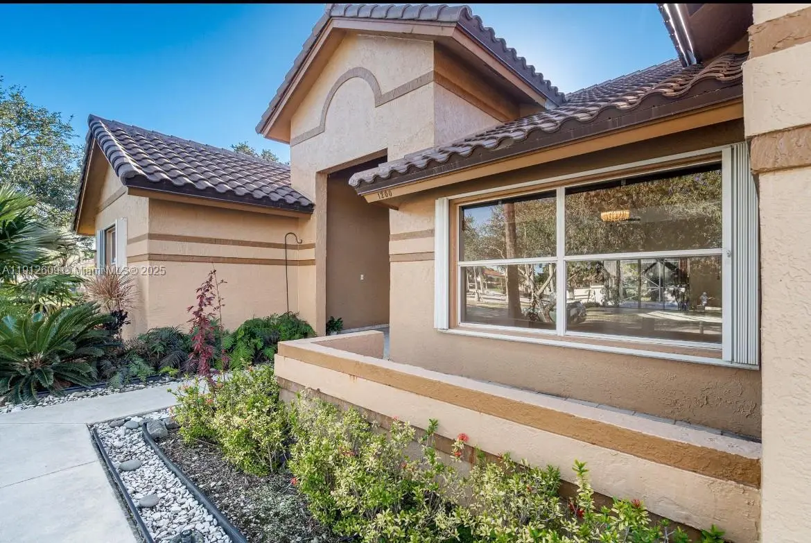 1200 NW 161st Ave, Pembroke Pines, FL 33028 - Image #1