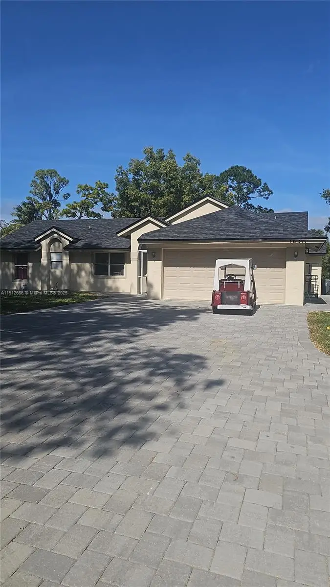 16311 E Secretariat Dr, Loxahatchee, FL 33470 - Image #1