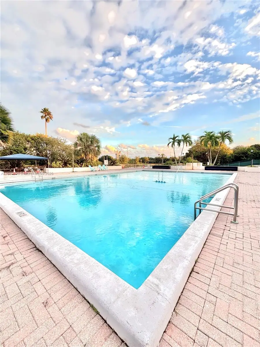 4160 Inverrary Dr #204, Lauderhill, FL 33319 - Image #1