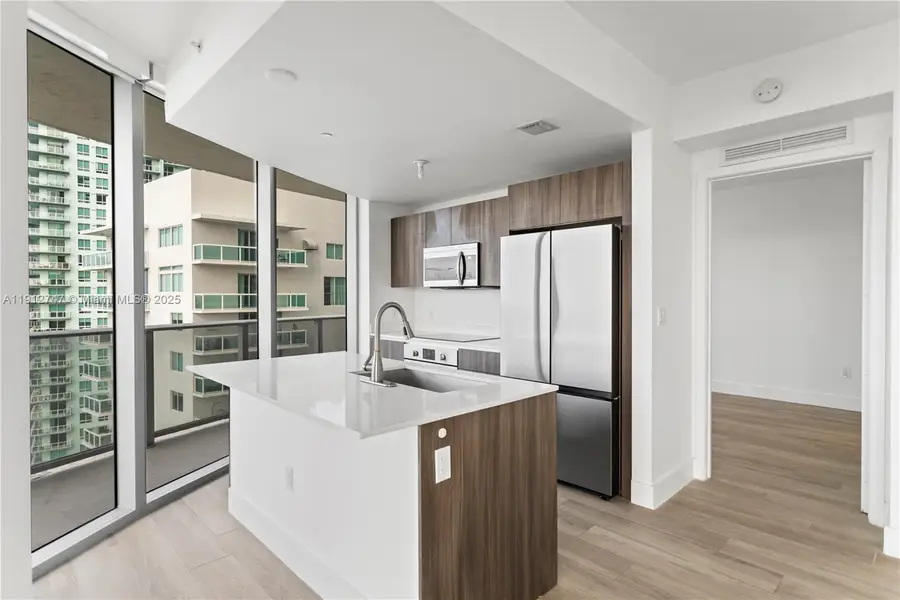 488 NE 18th St #3401, Miami, FL 33132 - Image #3