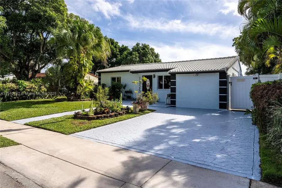 1328 Mango Isle, Fort Lauderdale, FL 33315 - Image #3
