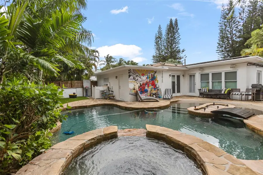 8700 N Miami Ave, El Portal, FL 33150 - Image #2