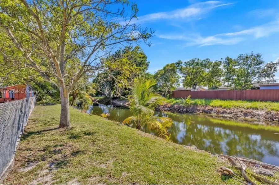 17210 NW 47th Ave, Miami Gardens, FL 33055 - Image #3