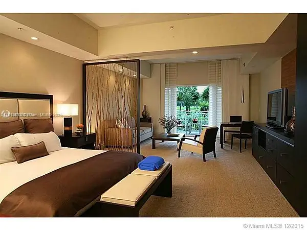 5300 NW 87th Ave #802, Doral, FL 33178