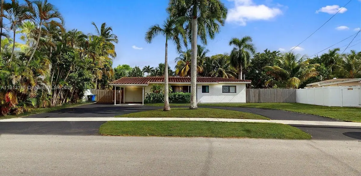 1630 SW 23rd Ave, Fort Lauderdale, FL 33312 - Image #1