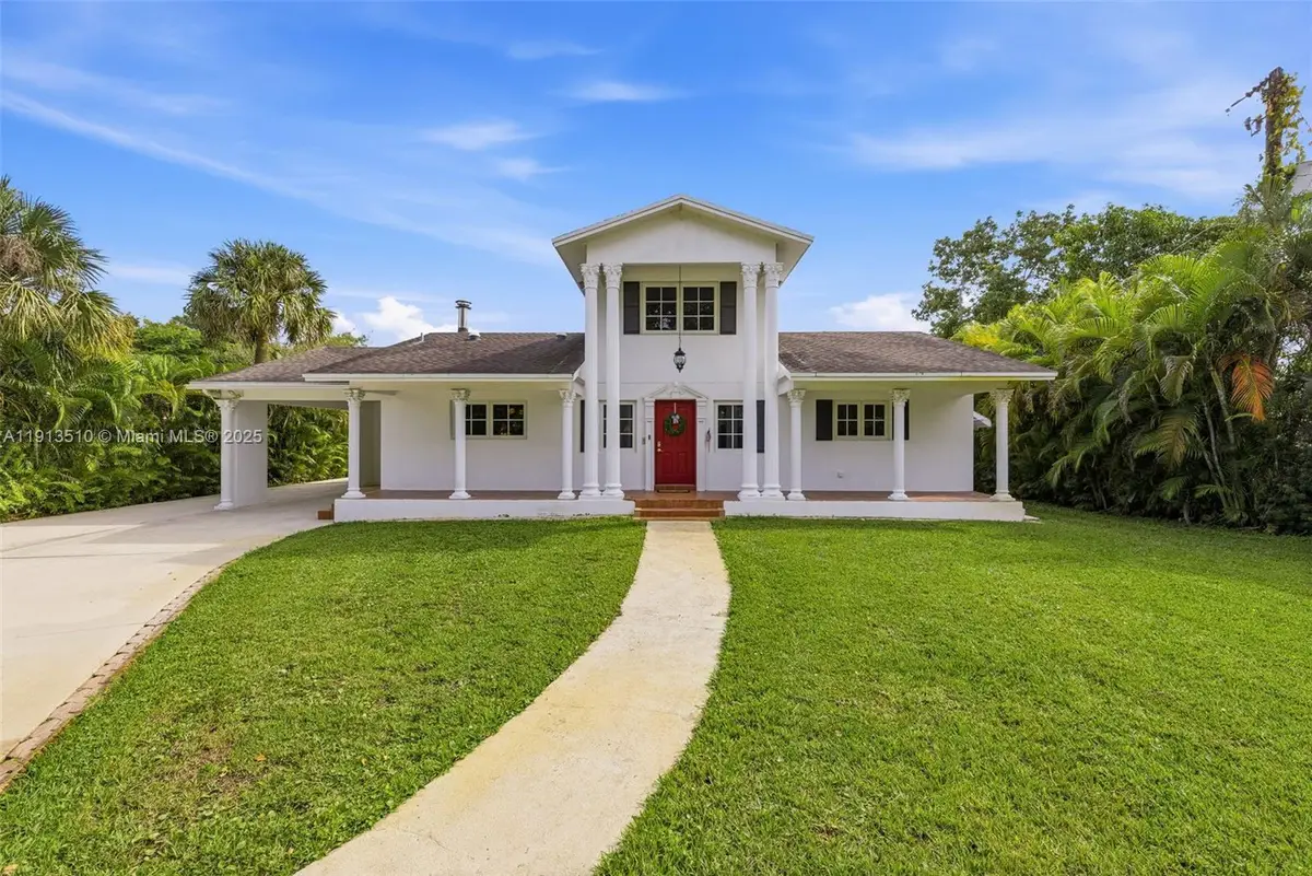 740 E Country Club Cir, Plantation, FL 33317 - Image #1