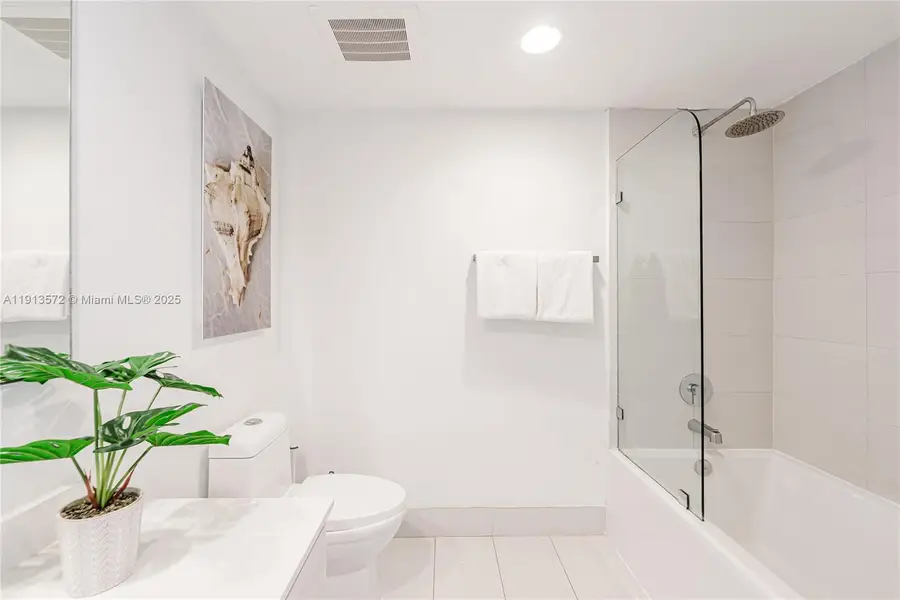 2602 E Hallandale Beach Blvd #R1206, Hallandale Beach, FL 33009 - #2