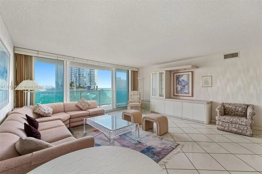 100 Bayview Dr #615, Sunny Isles Beach, FL 33160 - #3