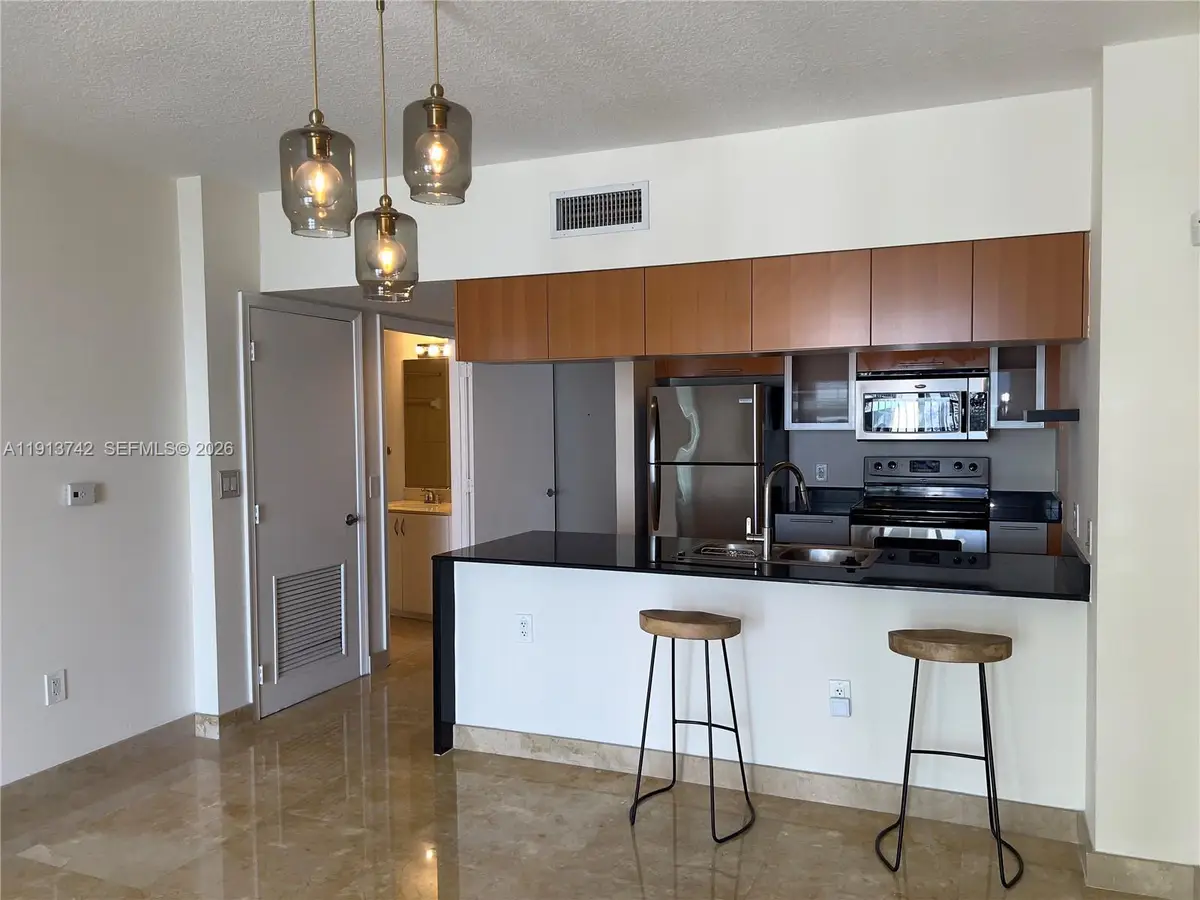 1750 N Bayshore Dr #2511, Miami, FL 33132 - Image #1