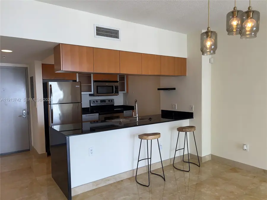 1750 N Bayshore Dr #2511, Miami, FL 33132 - Image #2