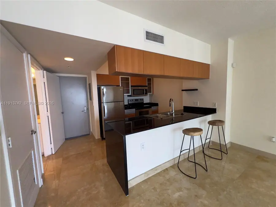 1750 N Bayshore Dr #2511, Miami, FL 33132 - Image #3
