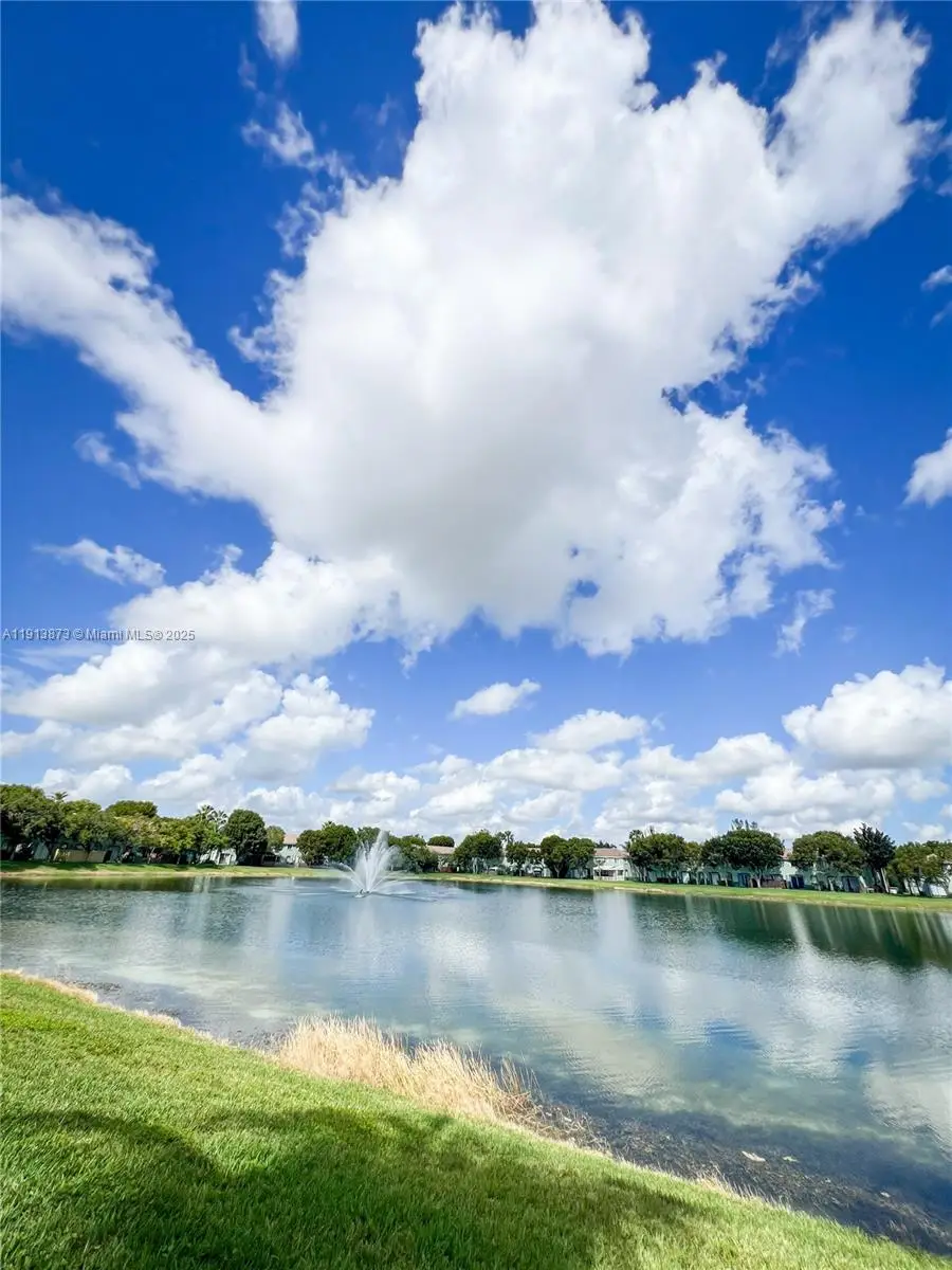 1658 SE 28th Ct #101, Homestead, FL 33035 - Image #2