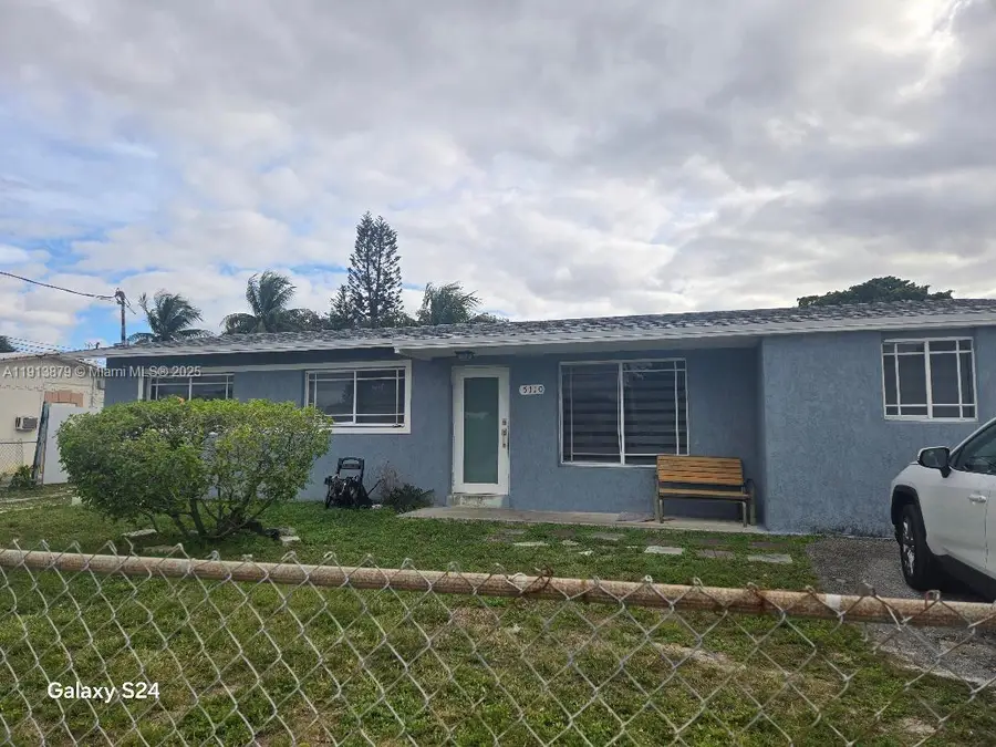 5110 NW 178th Ter, Miami Gardens, FL 33055 - Image #2