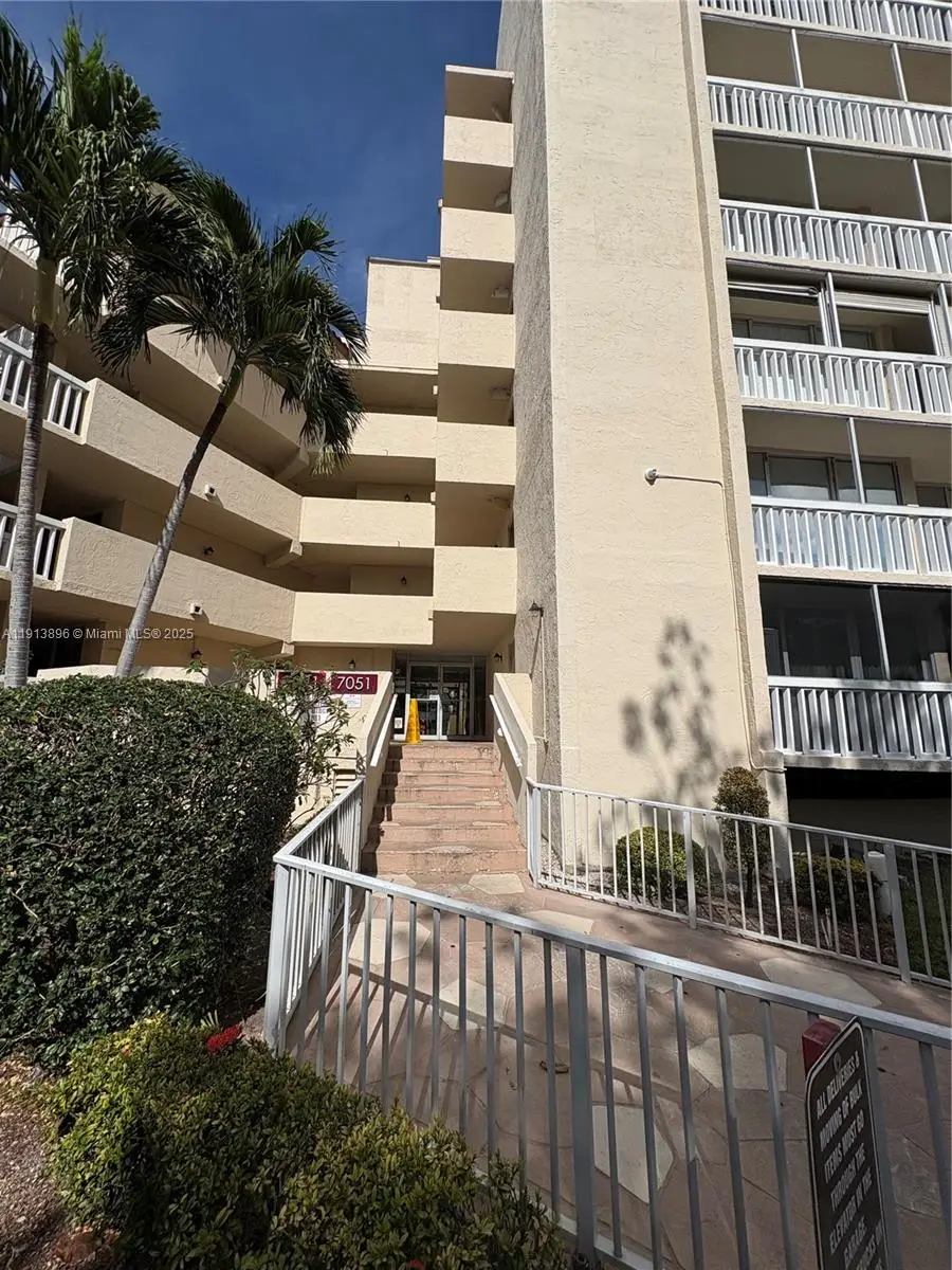 7051 Environ Blvd #632, Lauderhill, FL 33319 - Image #1