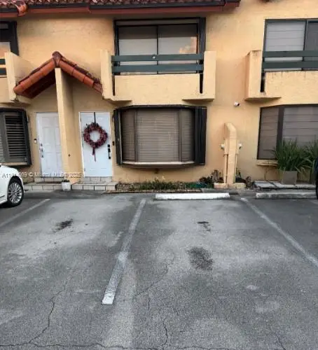 10069 SW 77th Ct, Miami, FL 33156 - Image #1