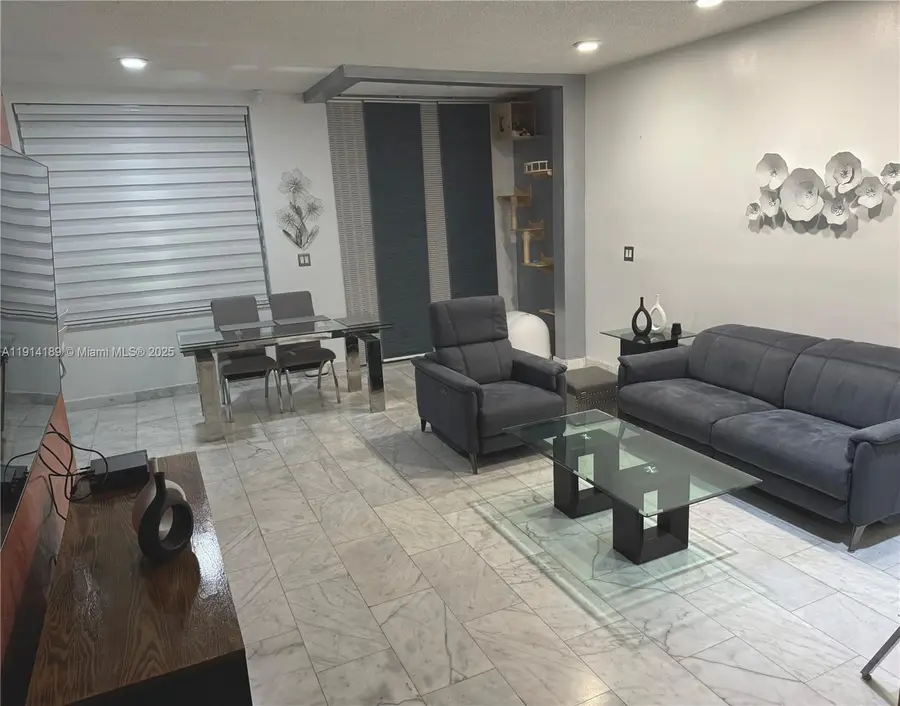 3645 Valais Dr, Hollywood, FL 33021 - Image #3