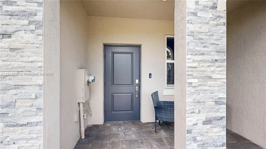 2647 SE 13th St, Homestead, FL 33035 - Image #3