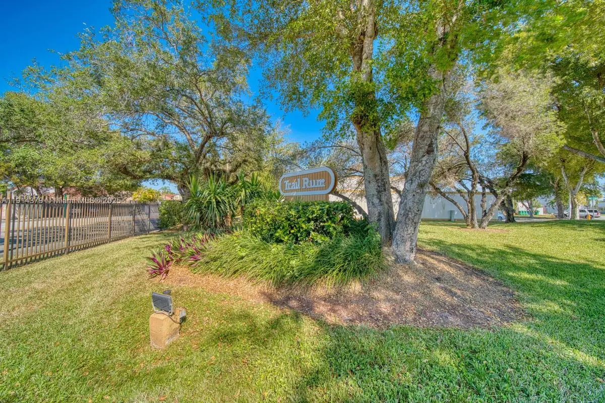 1207 SW 131st Place Cir W, Miami, FL 33184 - Image #1