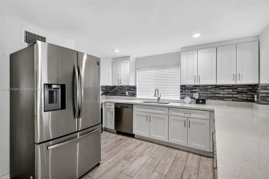 14055 NW 5th Pl, North Miami, FL 33168 - Image #2