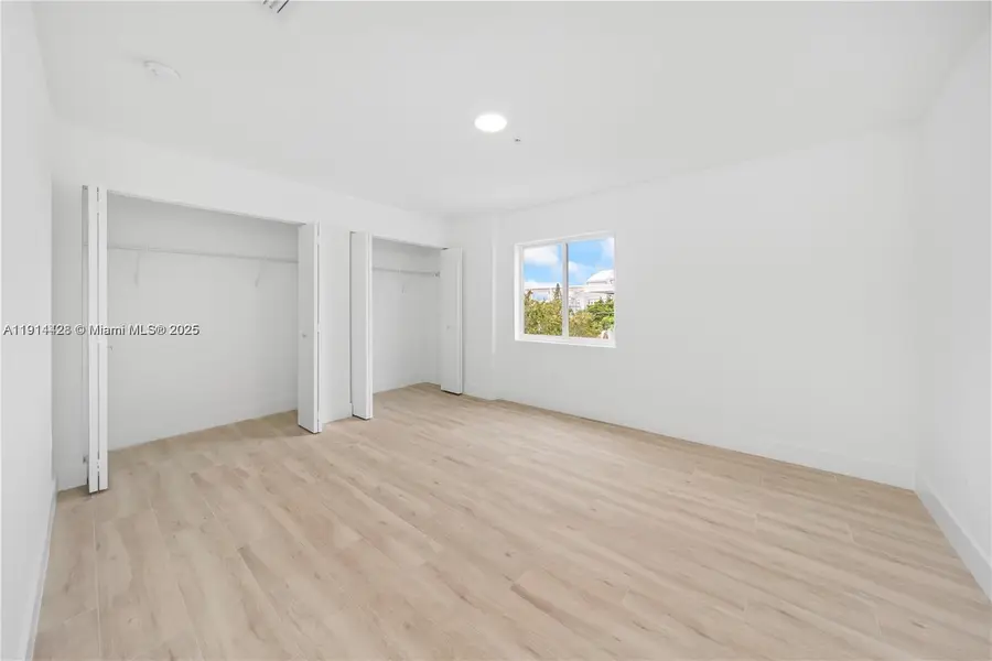 32 NW 14th Ave #103, Miami, FL 33125 - Image #3