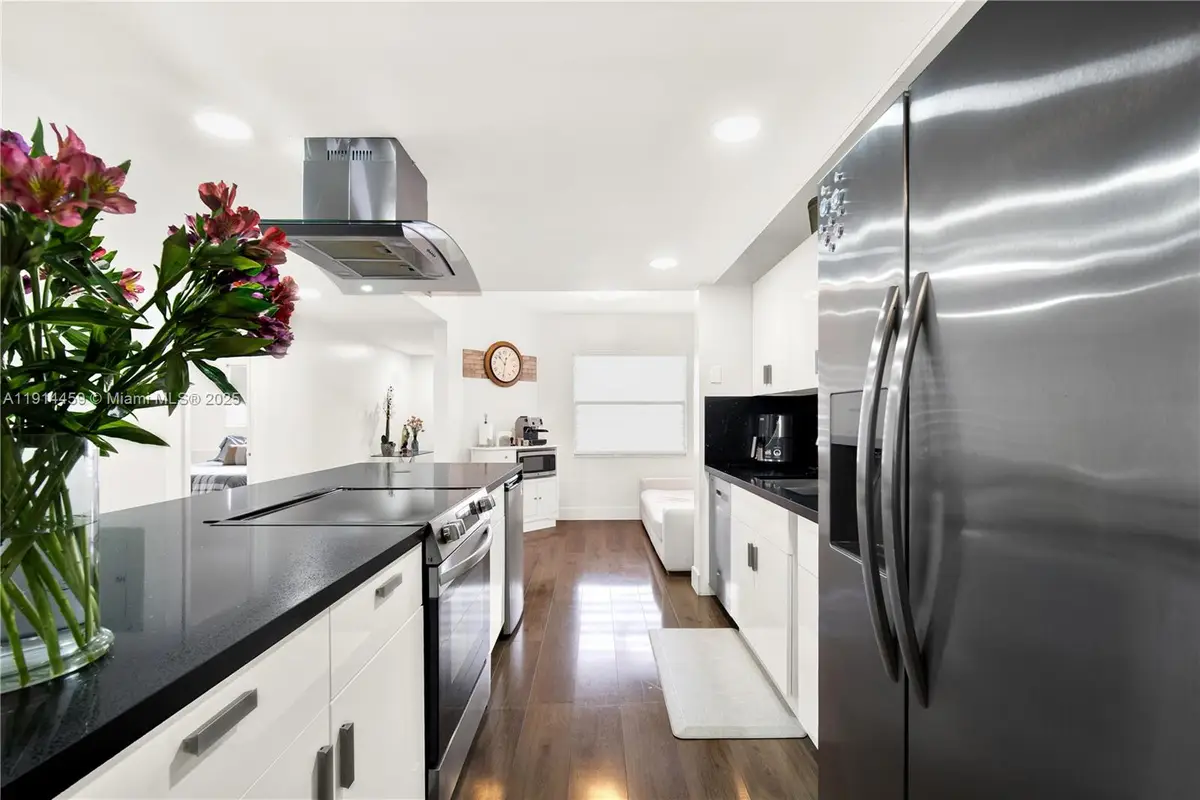 1100 SW 130th Ave #112H, Pembroke Pines, FL 33027 - Image #1