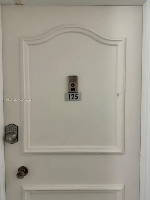 500 Bayview Dr #125, Sunny Isles Beach, FL 33160 - #2