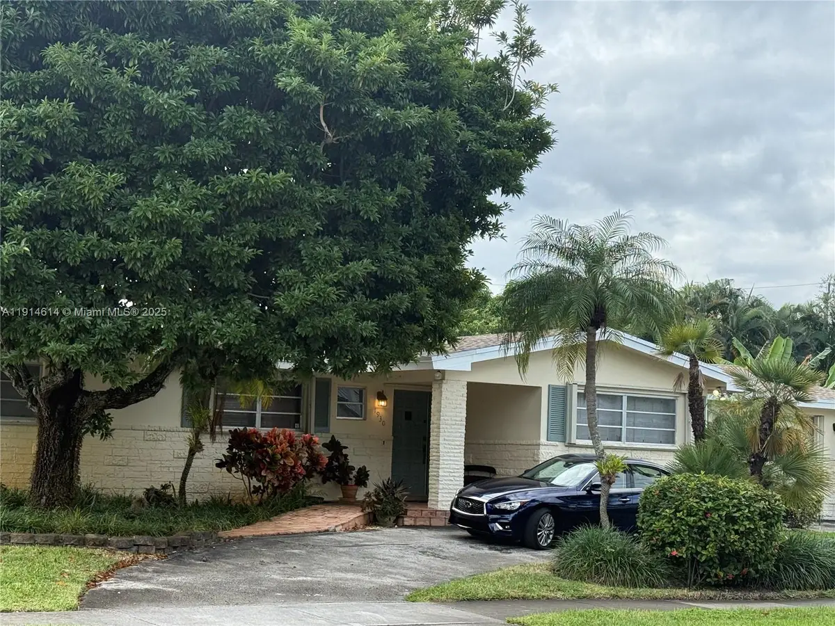 1930 NE 197th Ter, Miami, FL 33179 - Image #1