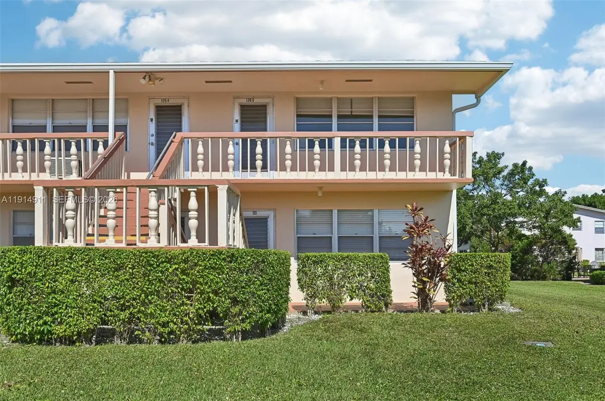 126 Canterbury E #126, West Palm Beach, FL 33417 - Image #1