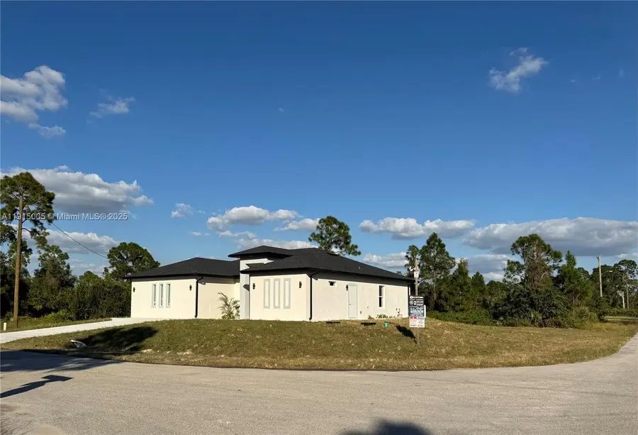 713 DA VINCI Ave S, Lehigh Acres, FL 33974 - #3