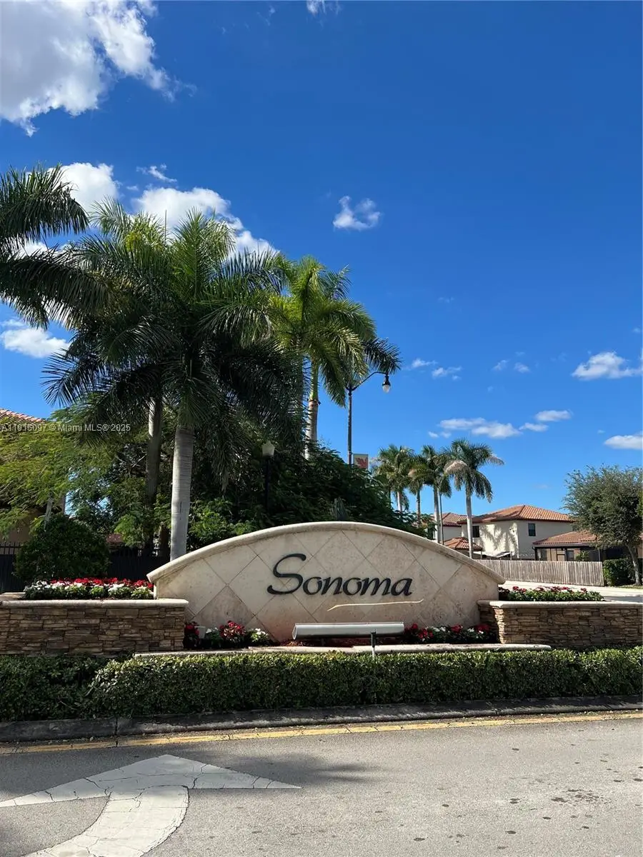 517 SE 34th Ter, Homestead, FL 33033 - Image #3