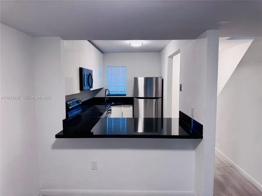 2660 W 76th St #207, Hialeah, FL 33016 - Image #3