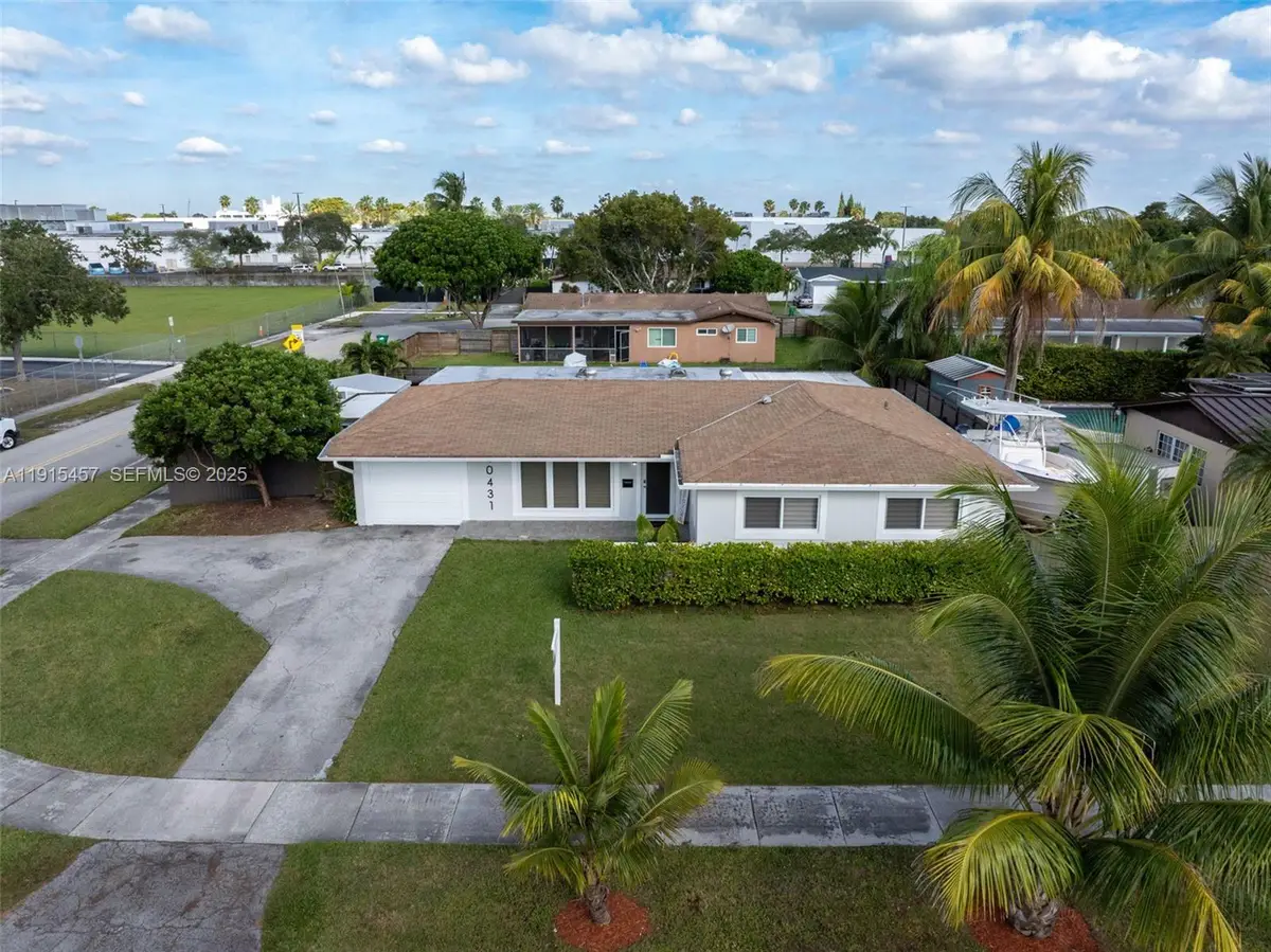 10431 SW 93rd St, Miami, FL 33176 - Image #1