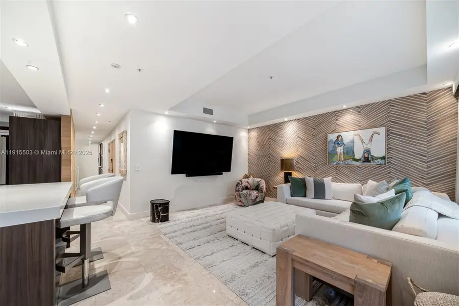 1413 Sunset Harbour Dr #208, Miami Beach, FL 33139 - Image #2