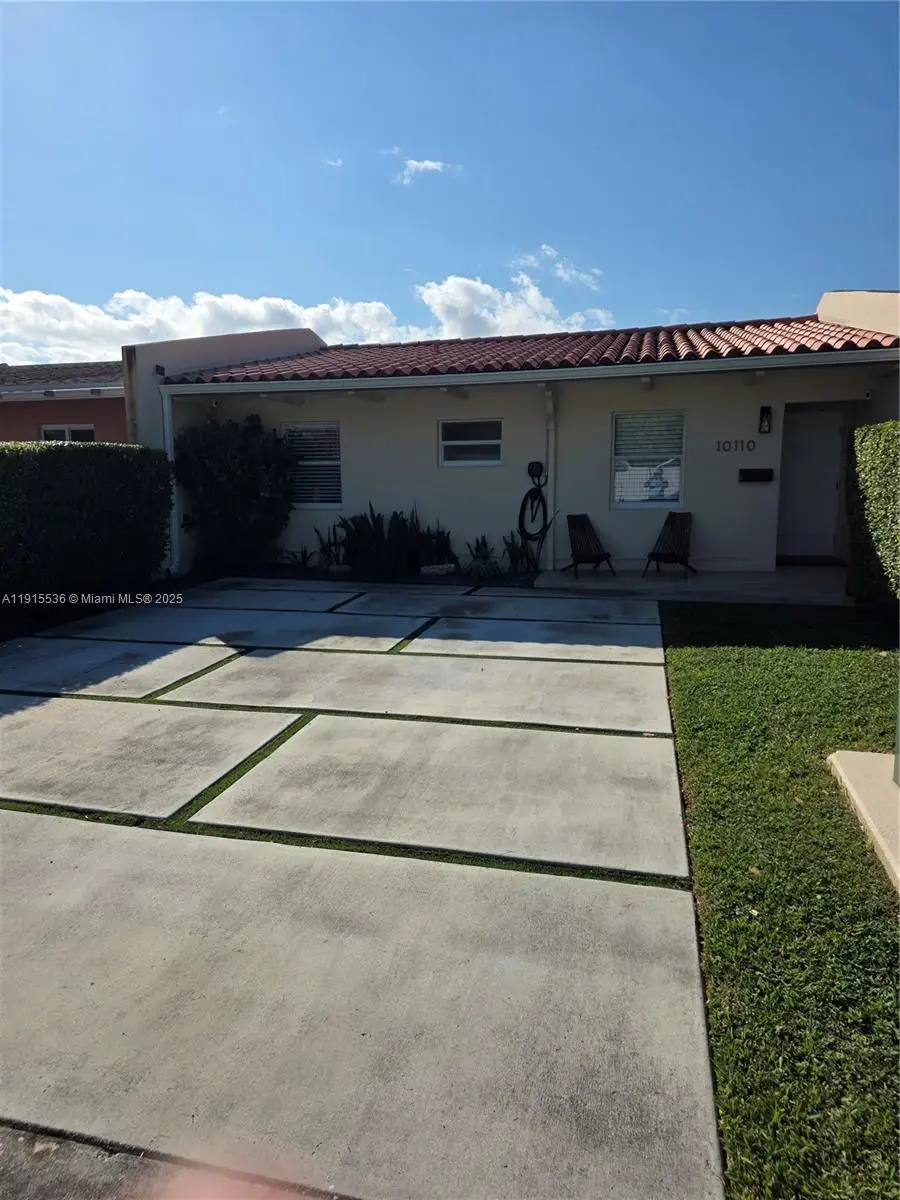 10110 SW 20th St, Miami, FL 33165 - Image #1